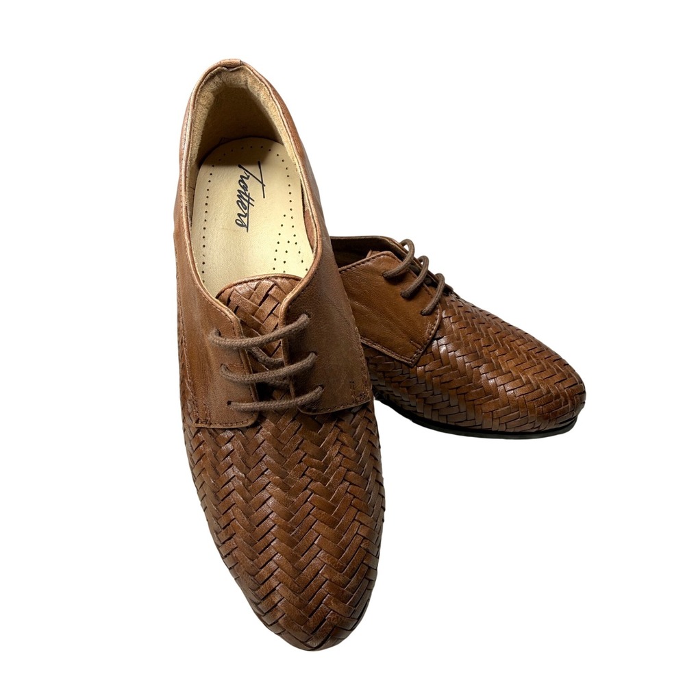 Trotters Lizzie Herringbone Flat